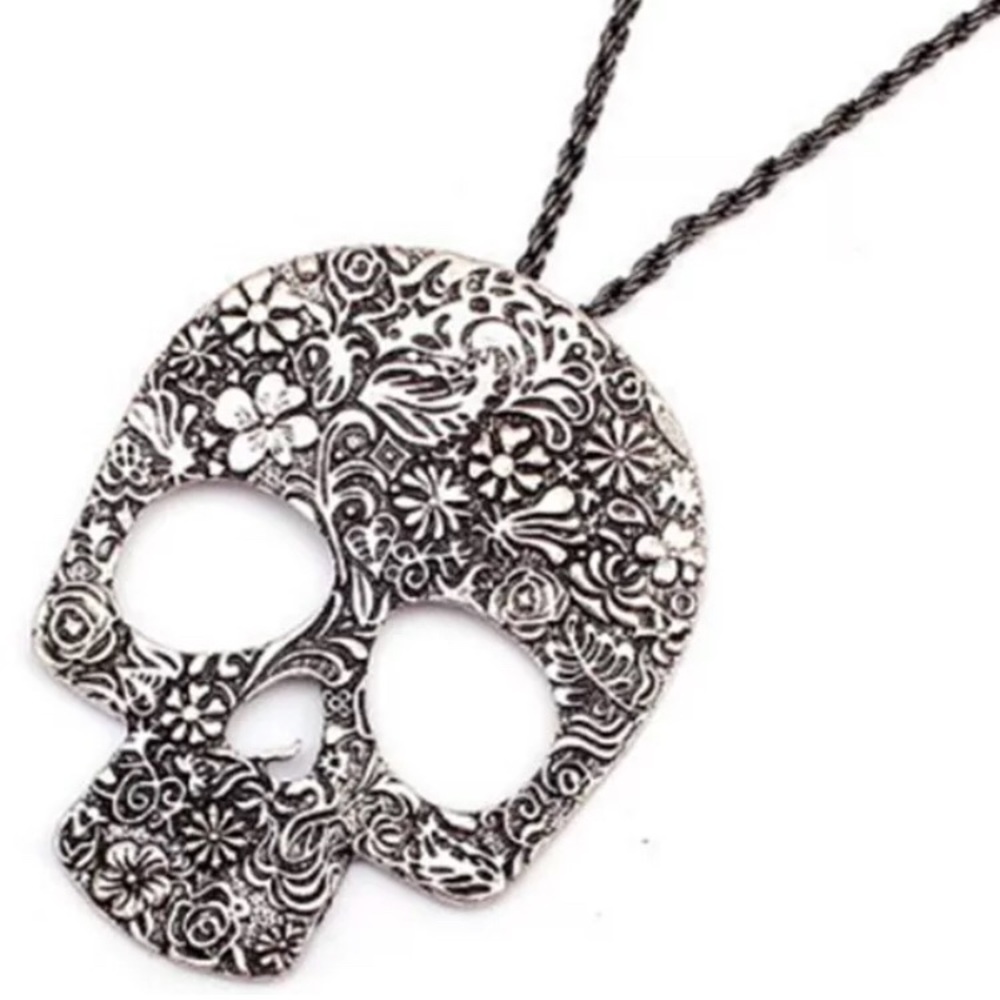 New flower sugar skull necklace